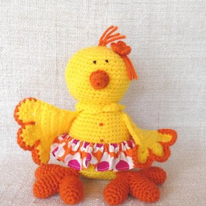 Tutorial or pattern Big yellow crochet chick image 9