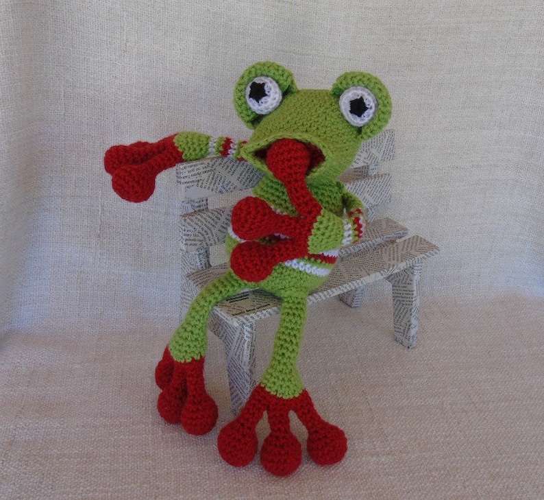 Tuto ou patron Grande Grenouille au crochet image 3