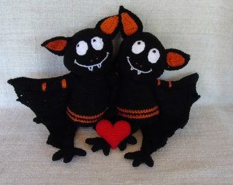 Crochet Tutorial or Pattern Large Bat