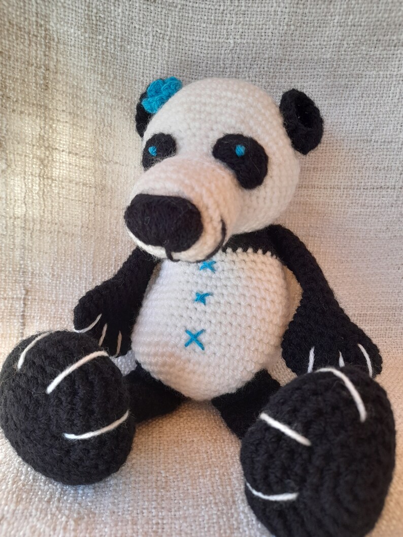 Tuto ou patron Grand panda au crochet image 6