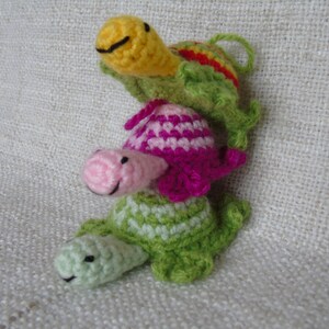 Lucky crochet turtle, key ring turtle, amigurumi turtle, 3 colors to choose from image 6