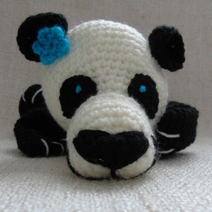 Tuto ou patron Grand panda au crochet image 3