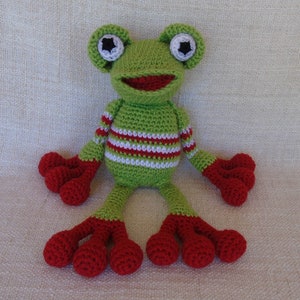 Tuto ou patron Grande Grenouille au crochet image 6