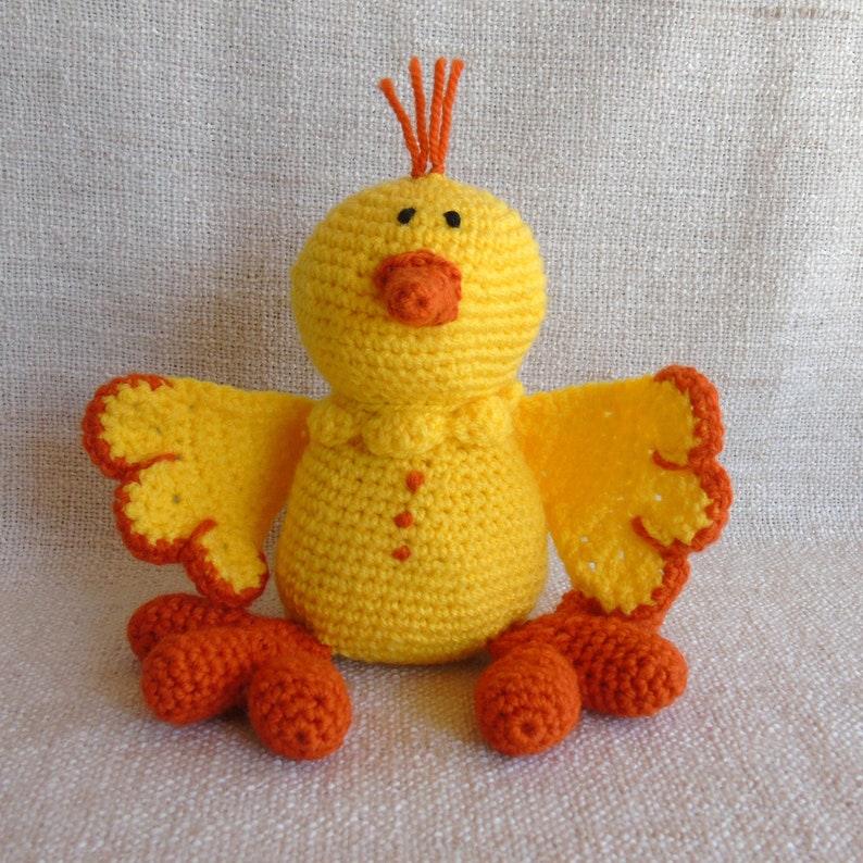 Tutorial or pattern Big yellow crochet chick image 3