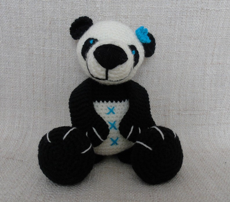 Tuto ou patron Grand panda au crochet image 2