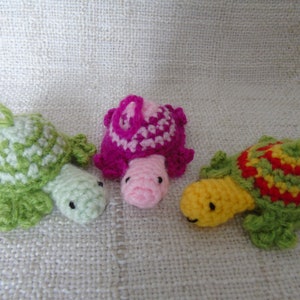 Lucky crochet turtle, key ring turtle, amigurumi turtle, 3 colors to choose from image 10