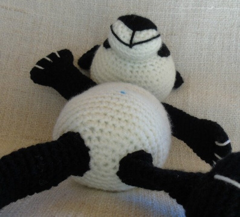 Tuto ou patron Grand panda au crochet image 9