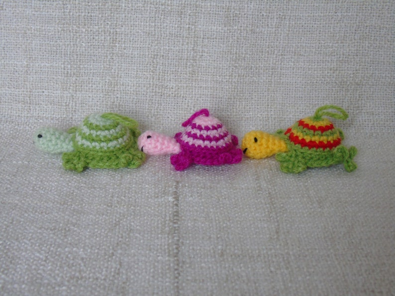 Lucky crochet turtle, key ring turtle, amigurumi turtle, 3 colors to choose from image 7