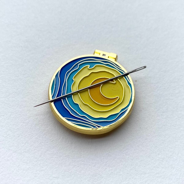 Starry Night magnetic needle minder | Van Gogh enamel needle keeper for embroidery