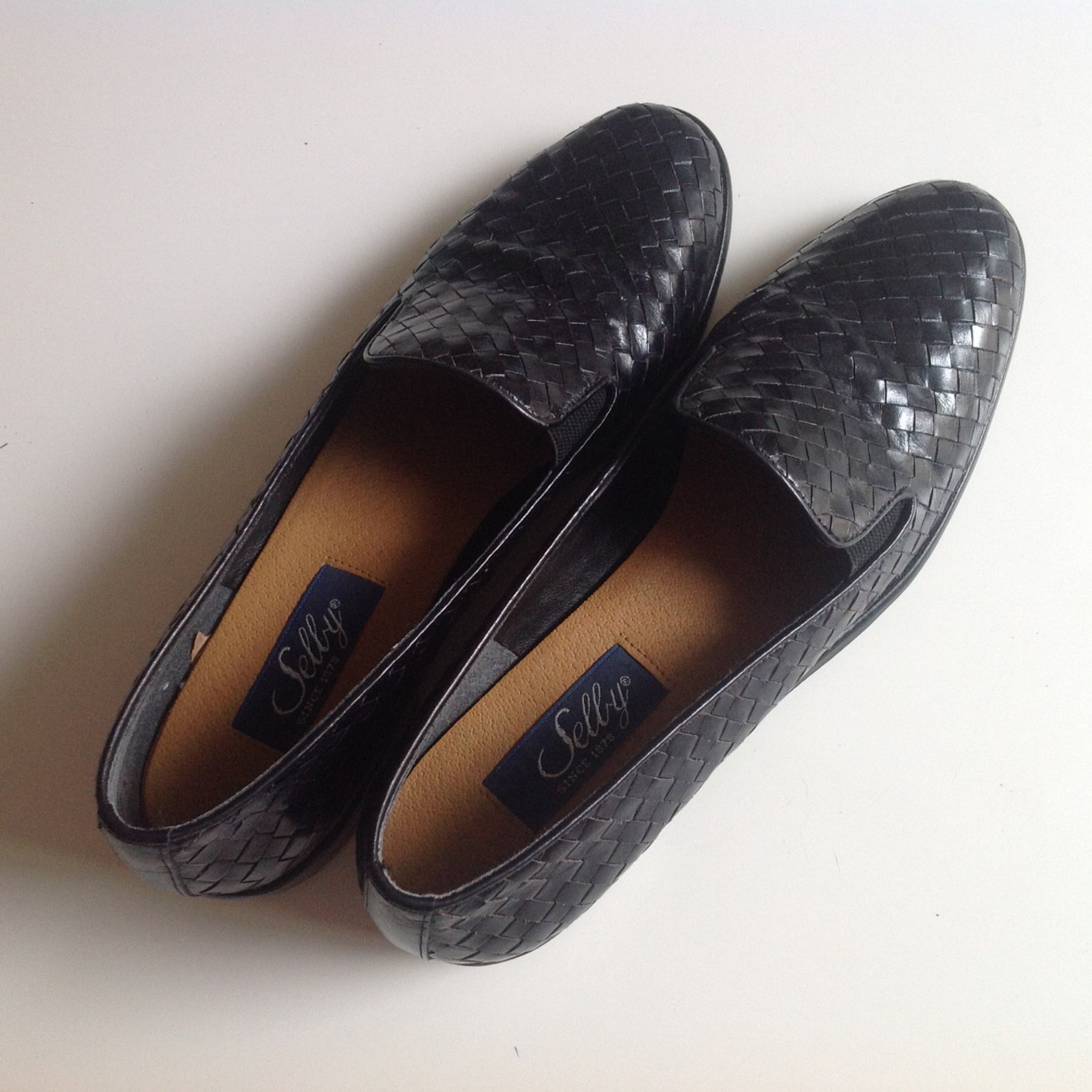 woven leather ballerines, 90s slip-ons, black loafers, narrow foot, small ballerines, elegant flats, ballet loafers, black woven