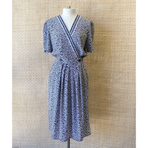 Vintage Petites For Maggy Size 8 Navy Blue Printed Dress