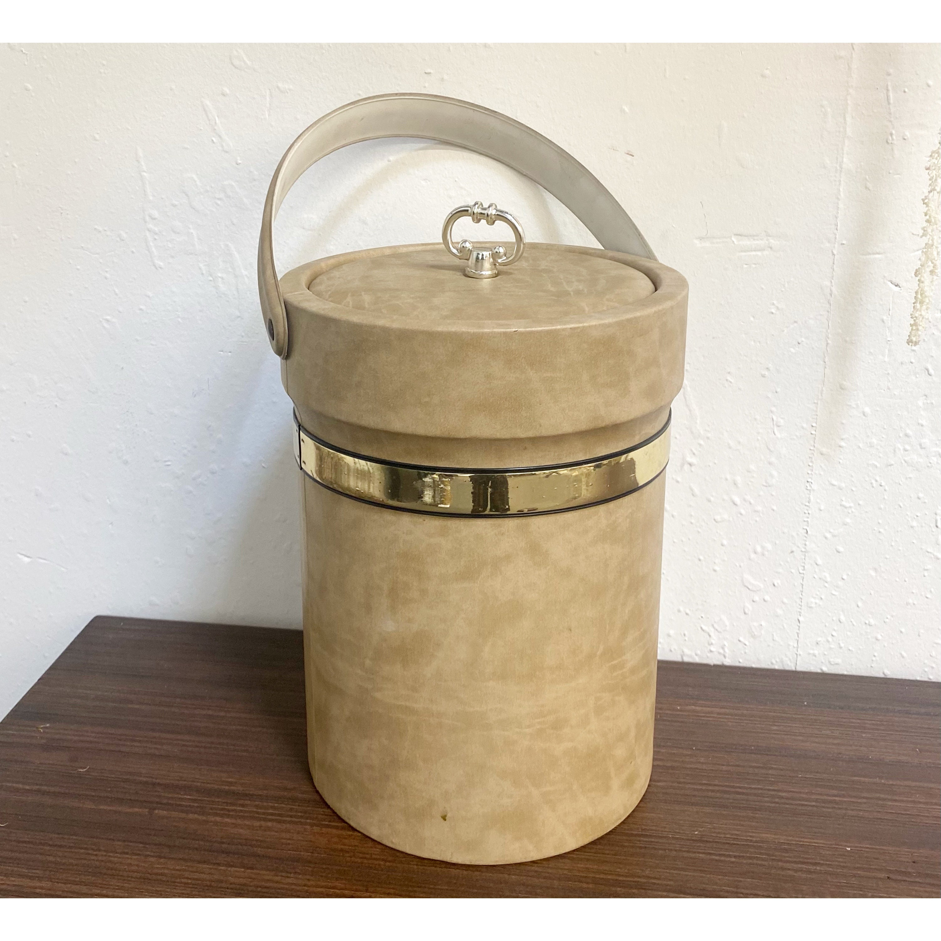 See Below for Important Info! Vintage Faux Leather Wrapped Ice Bucket by Sheltonware FREE SHIPPING Brown Barrel Style with  Brass Tones