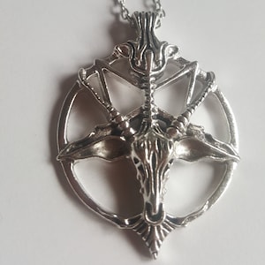 Baphomet Satanic Goat Inverted Pentagram Silver Finish Pendant Necklace