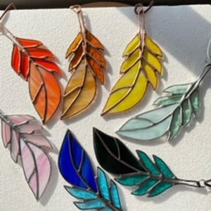 Digital File - Curved Stained Glass Feather Suncatcher PDF Pattern