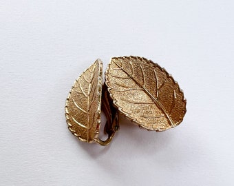 1960s Barter Earrings - Signed- Vintage - Clip On - Leaf Design - Gold Tone