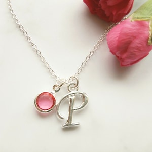 Collar con inicial P en letra cursiva de plata – Collar clásico con letra y piedra de nacimiento – Hermosa joyería personalizada para mujer