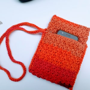 Crocheted Mini Bag, crossbody bag, cellphone purse, small bag, tiny purse, green bag, hiking bag, summertime bag, resort purse, travel bag,