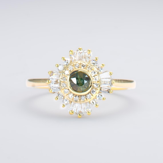 Round Teal Sapphire Bezel-Set Ring in 18K Yellow Gold