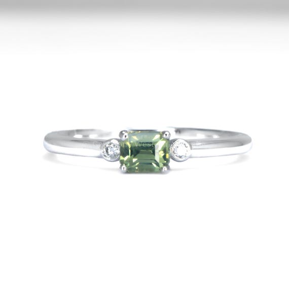 Platinum Alexandrite Ring with Diamond Accents