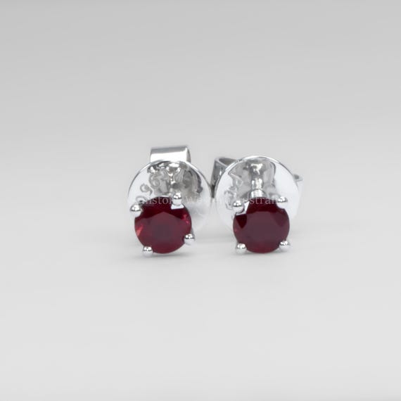 Natural Ruby Stud Earrings in Platinum 950 – 0.34ct