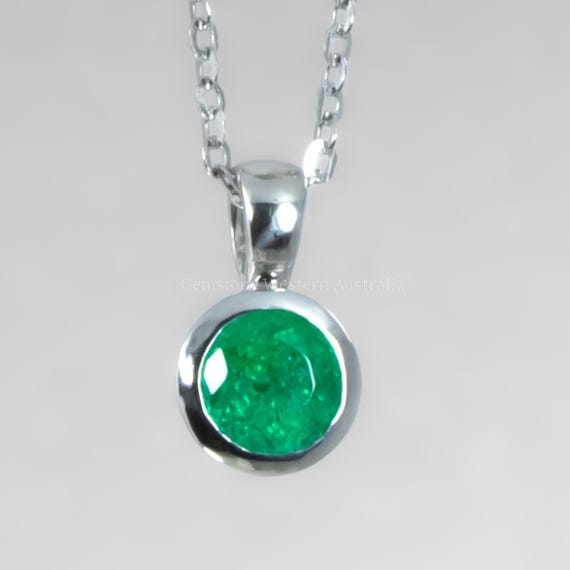 Round Natural Colombian Emerald Pendant in PT950 Platinum