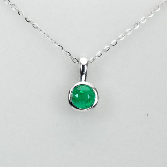 Colombian Emerald Pendant in Platinum 950 – 0.60ct Round Cut
