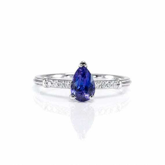 Natural Purple Blue Sapphire Solitaire Ring with Accents | Sapphire Platinum Solitaire Ring
