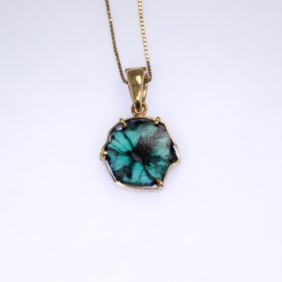 Natural Trapiche Emerald Pendant in 18K Yellow Gold – Rare & Unique Gemstone