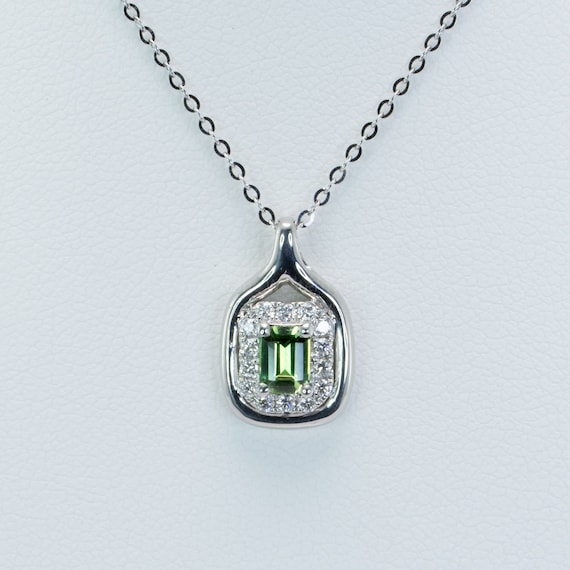 Genuine Alexandrite Pendant in Platinum |Natural Alexandrite & Diamonds Pendant