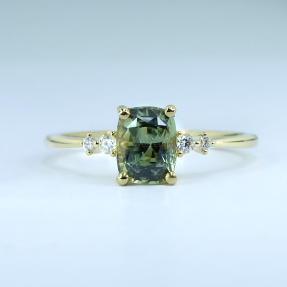 Dainty Teal Sapphire Ring in 18K Yellow Gold