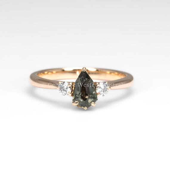 Shield Cut Teal Sapphire Diamond Ring in 18K Rose Gold – 0.80ct