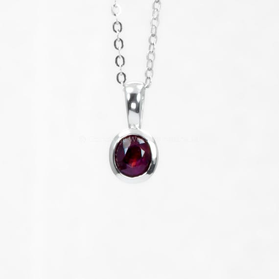 Pt950 Platinum Natural Unheated Ruby Bezel Pendant