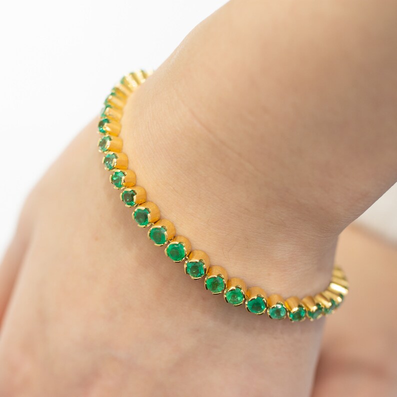 6.82ct Colombian Emerald Tennis Bracelet in 18kt Yellow Gold 39