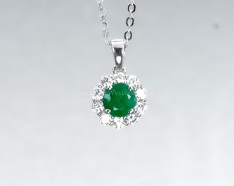 Colgante de esmeralda colombiana natural con halo de moissanita en platino 950