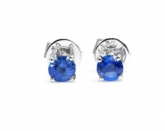 Natural Blue Sapphire Stud Earrings in Platinum 950 – 0.50ct