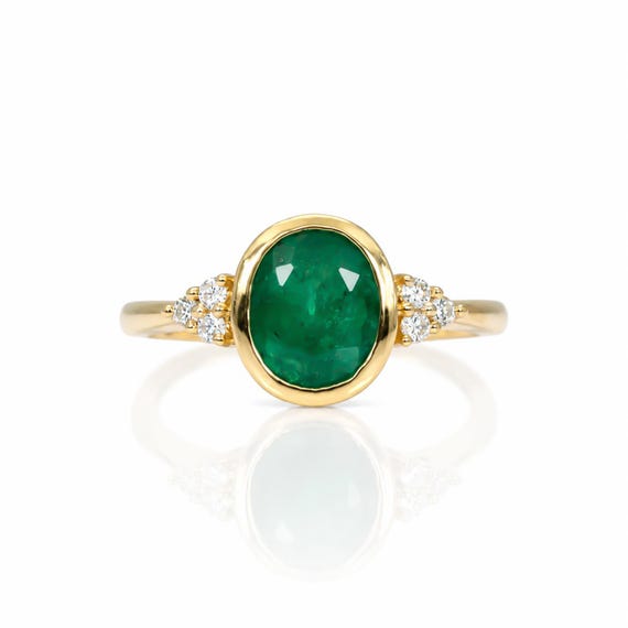 18K Gold Emerald and Diamonds Ring 1.66 carats Colombian Emerald