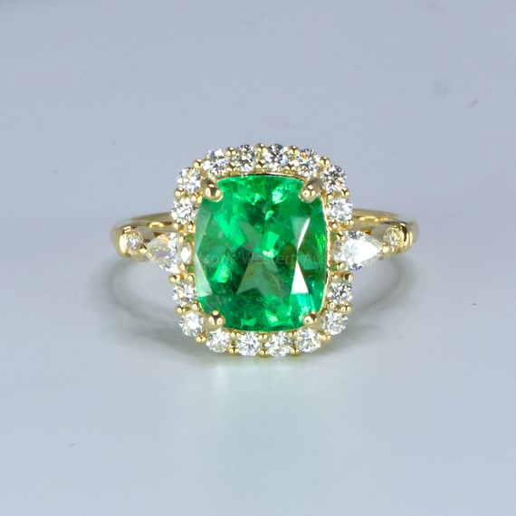3.55ct Cushion Colombian Emerald Statement Ring