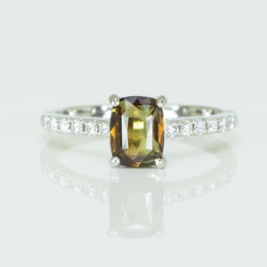 1.35 Alexandrite Solitaire Ring with accent Diamonds in 18K Gold
