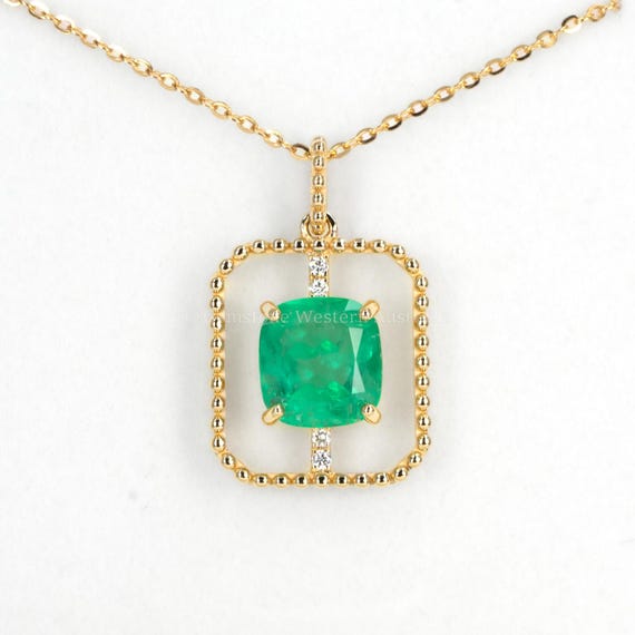 2.5ct Cushion Cut Colombian Emerald Pendant in 18K Yellow Gold