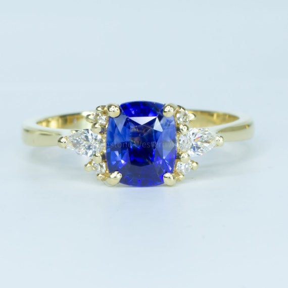 1.5ct Natural Blue Sapphire and Diamonds Ring