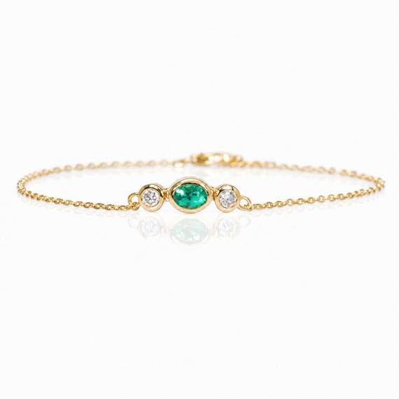 Natural Colombian Emerald & Diamond Bracelet in 18K Yellow Gold