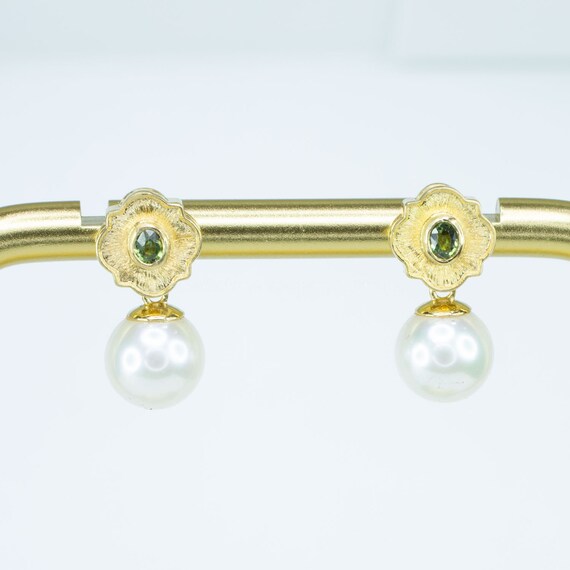 Natural Alexandrite and Akoya Pearl Earrings in 18K Gold