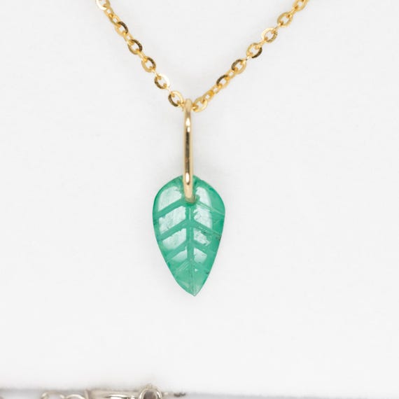 Colombian Emerald Leaf Pendant – Custom Cut | 18K Yellow Gold