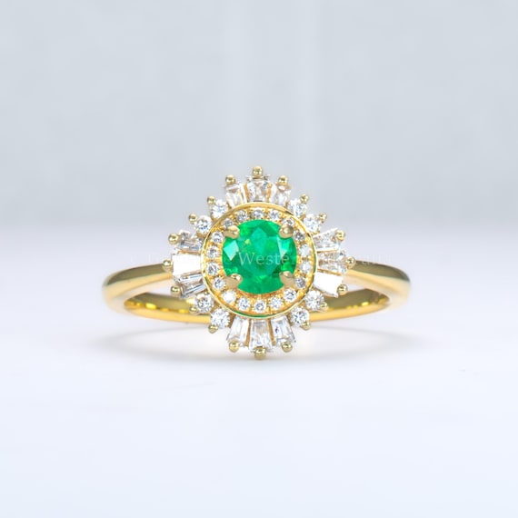 Natural Colombian Emerald Sunburst Halo Ring with Diamonds in 18K Yellow Gold