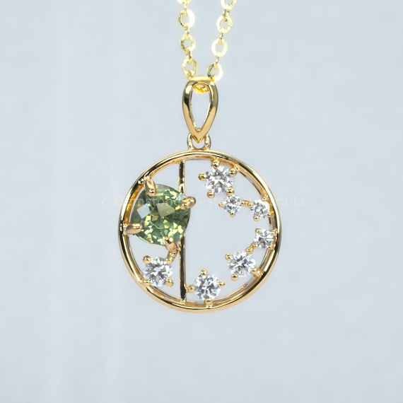Natural Alexandrite and Diamond Circle Pendant in 18K Yellow Gold