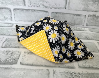 Daisy Microwave Bowl Cozy: Reversible Hot or Cold Bowl Holder