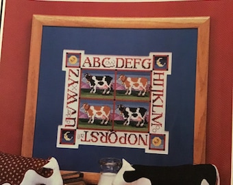 Cross Stitch & Country Crafts Sept/Oct 88 - 38 projects - Cow, Autumn Wreath, Country Dollhouse Projects