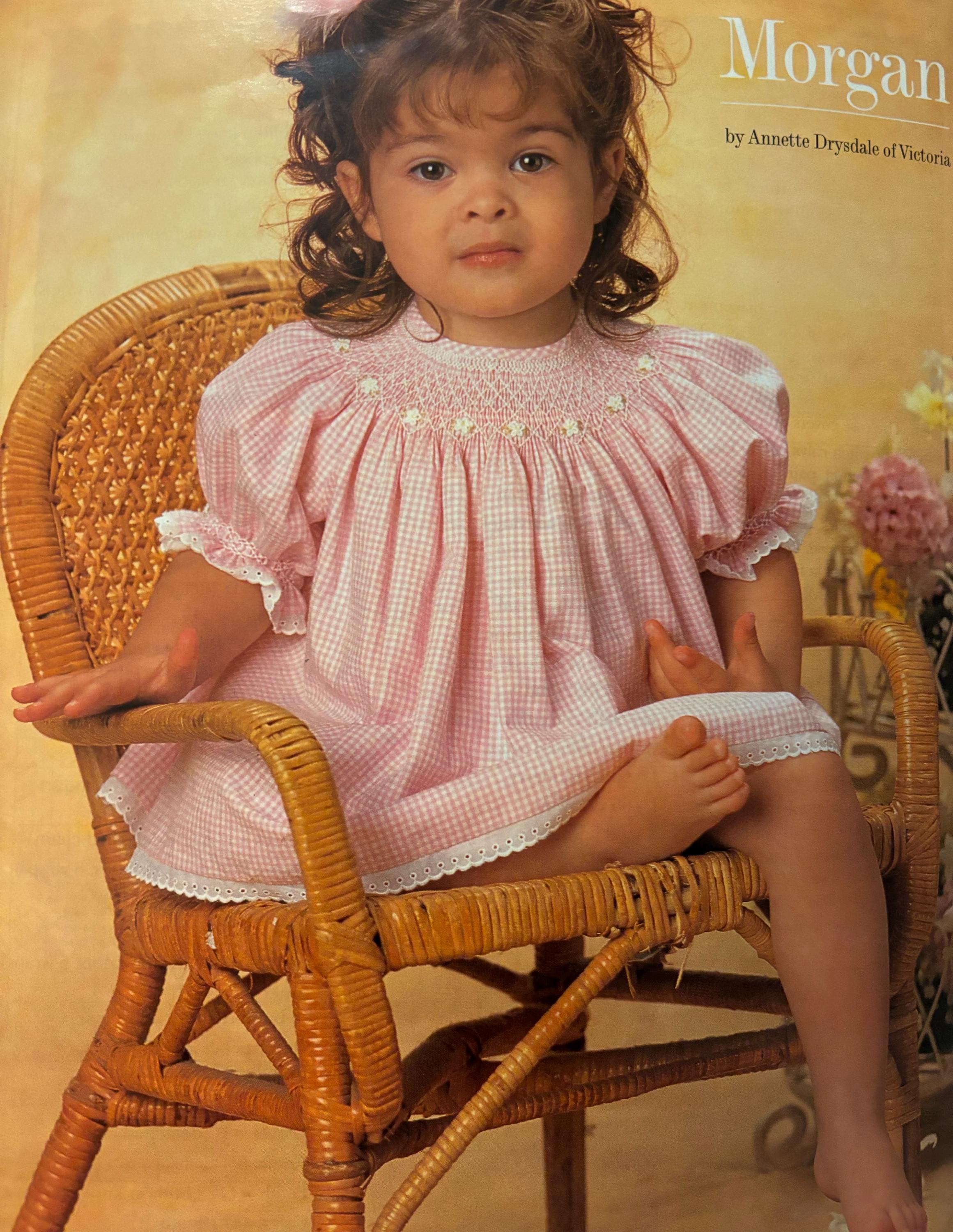 Australian Smocking & Embroidery Issue No. 56 -2001- Sewing