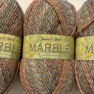 3 écheveaux - Fil James C. Brett Marble - Double tricot - 100 grammes 3.5 oz - 240 m 262 yds - 100 % acrylique - Couleur MT14