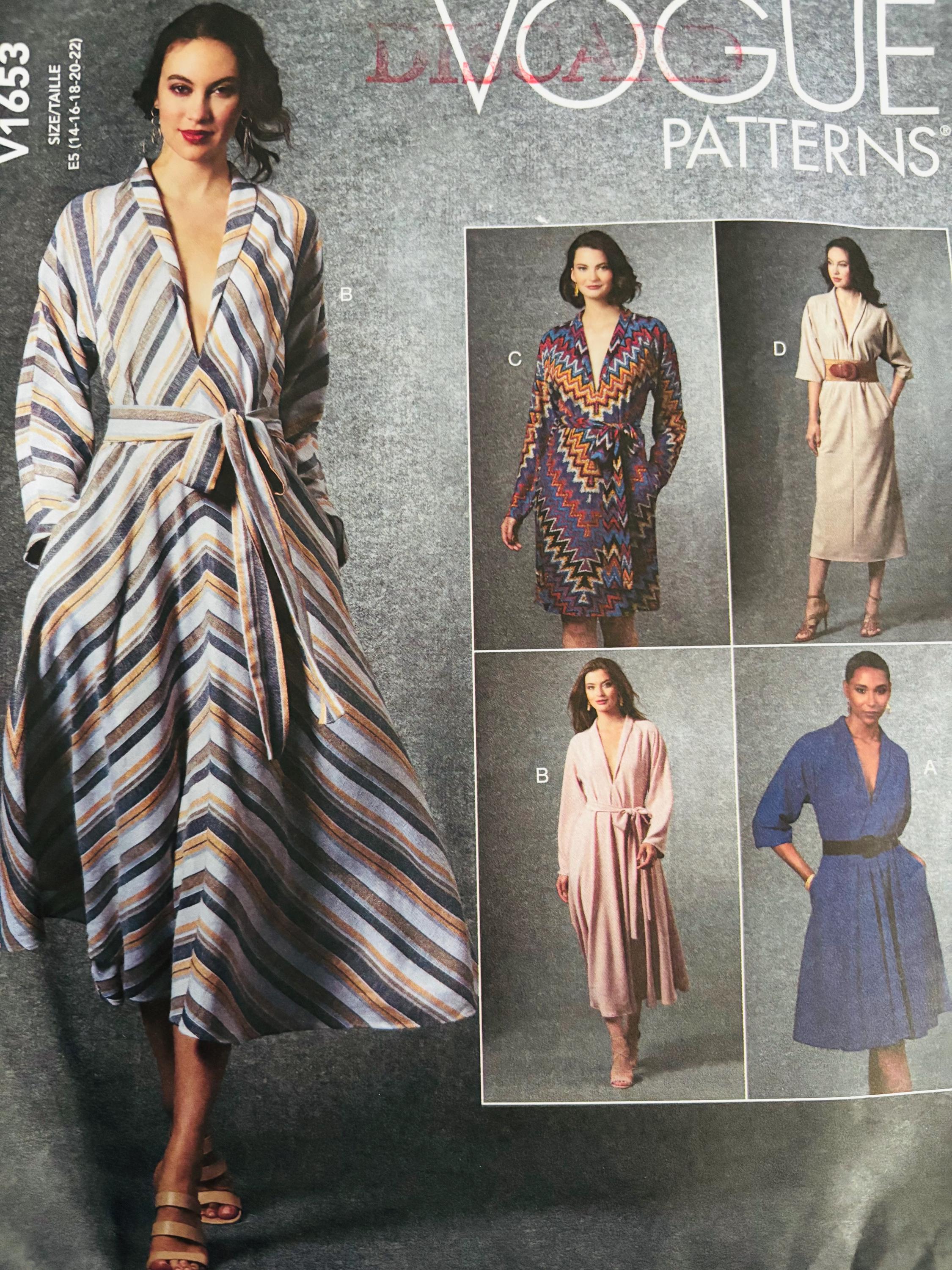 Sewing Pattern Vogue 1653 Women's Loose-fitting Dress - Sizes 14